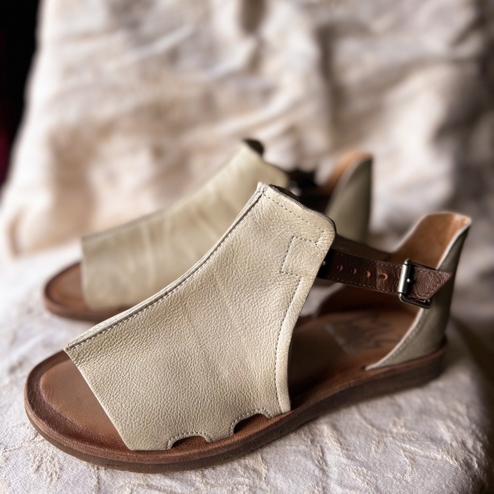 MIZ MOOZ Leather Sandal Found Linen Size 8